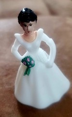 VINTAGE 1950’s-1960’s PLASTIC BRIDE 2.75″ FIGURE CAKE TOPPER UNBRANDED