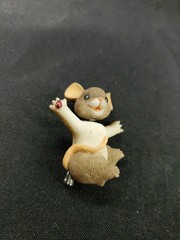 Charming Tales Fitz Floyd Mouse Mice Figurine Lapel Pin Bobblehead Spring Head *