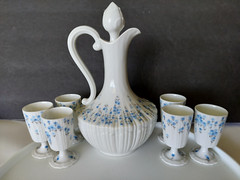 ANTIQUE LIMOGES GERAUD BROUSSEAU RELIEF BONE CHINA COGNAC DECANTER 6 CUPS FRANCE