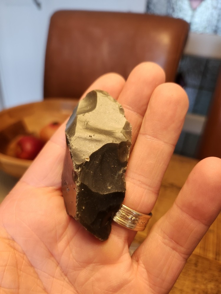 “Rare” lower Paleolithic flake see description