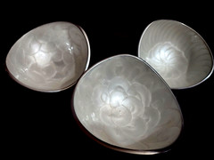 3 VTG Silver Tone Metal Small Serving Bowls White Iridescent Lining Modernist