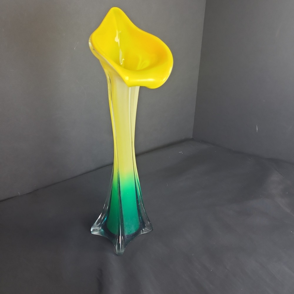 Vintage Art Glass Hand Blown Calla Lily/Tulip, Yellow/Green Crystal/Glass Vase