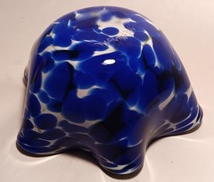 KIWI GREEN seattle studio art glass bowl vtg melissa misoda blue sculpture nut