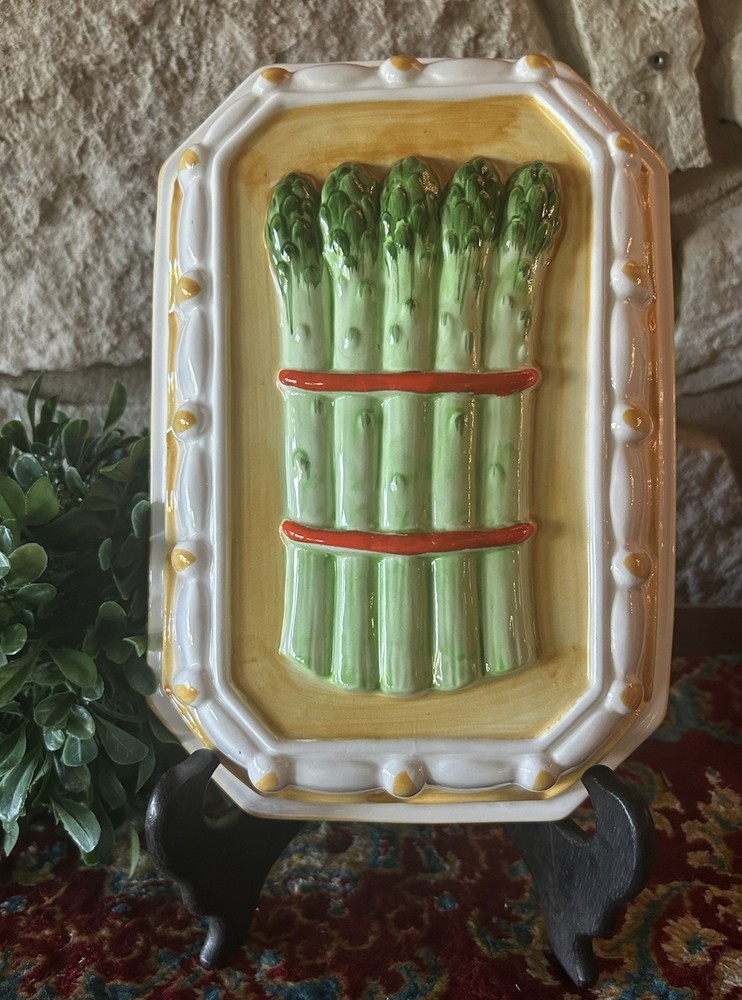 Vintage 80s Sigma Tastesetter Asparagus Ceramic Jello Mold Kitchen Wall Decor