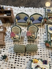 40+ Avon Victorian Memories Miniature Furniture Collectibles Estate *READ*
