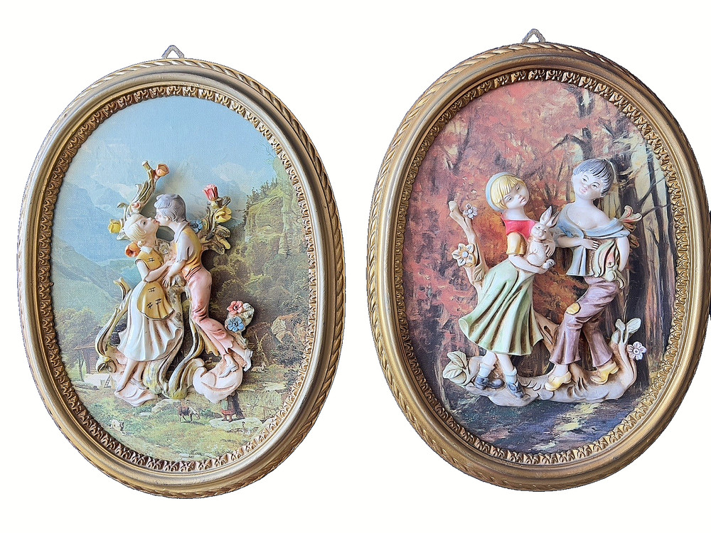 PAIR Vintage ITALIAN Empire 3-D Wall Plaques Rococo Made in Italy Victorian