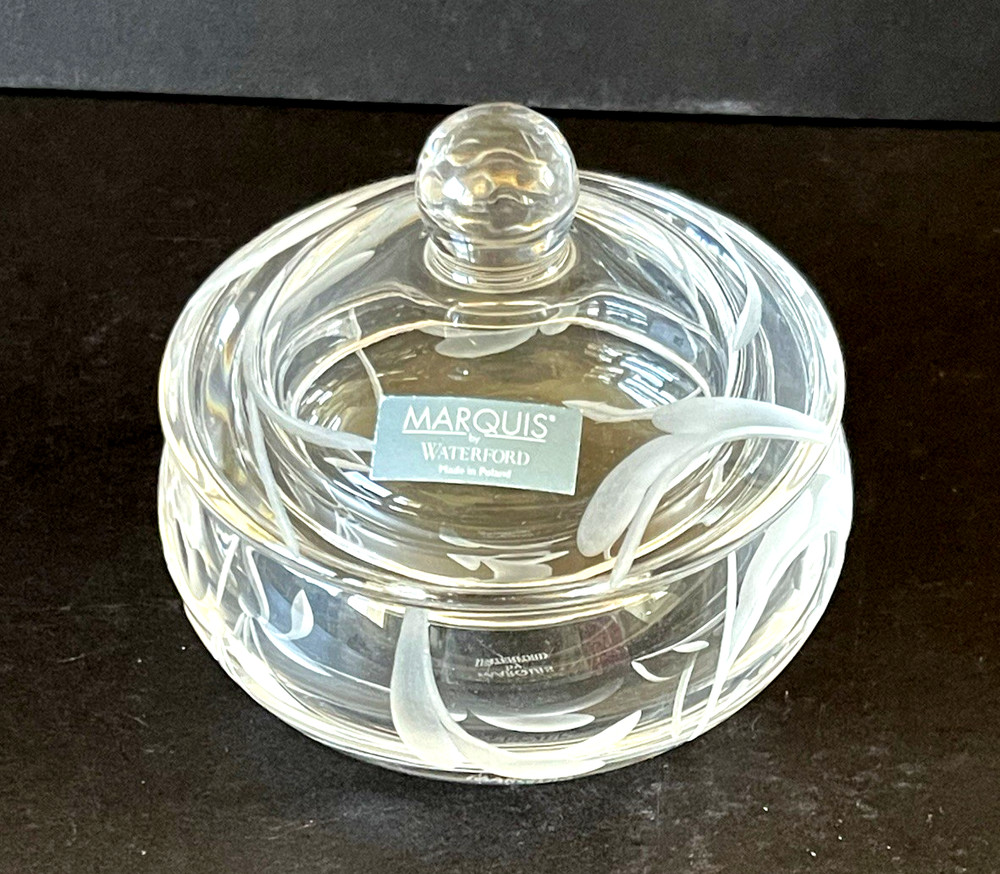 Marquis by Waterford Yours Truly Covered Lead Crystal Trinket Dish Hearts New
