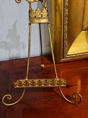 Vintage Italian Tole Florentine Gold Display Easel 11 Inches