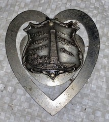 VINTAGE COLLECTIBLE MIXED SOUVENIR LOT PEWTER BRASS CAST METAL ETC