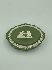 Vintage Wedgewood Green Jasperware Cherub Cameo Trinket Dish 5” England