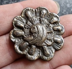 Medieval / Post Medieval Mount Metal Detecting Find Antique 31mm