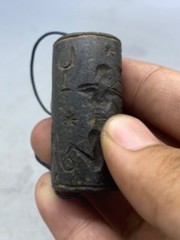 Large Ancient Middle Eastern Early Akkadian Jasper Stone Cylinder Seal Bead