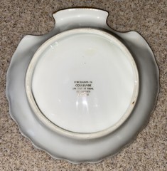 VTG Limoges France White W/Gold Floral Design 5.5” Clam Shell Shaped Bowl, EUC