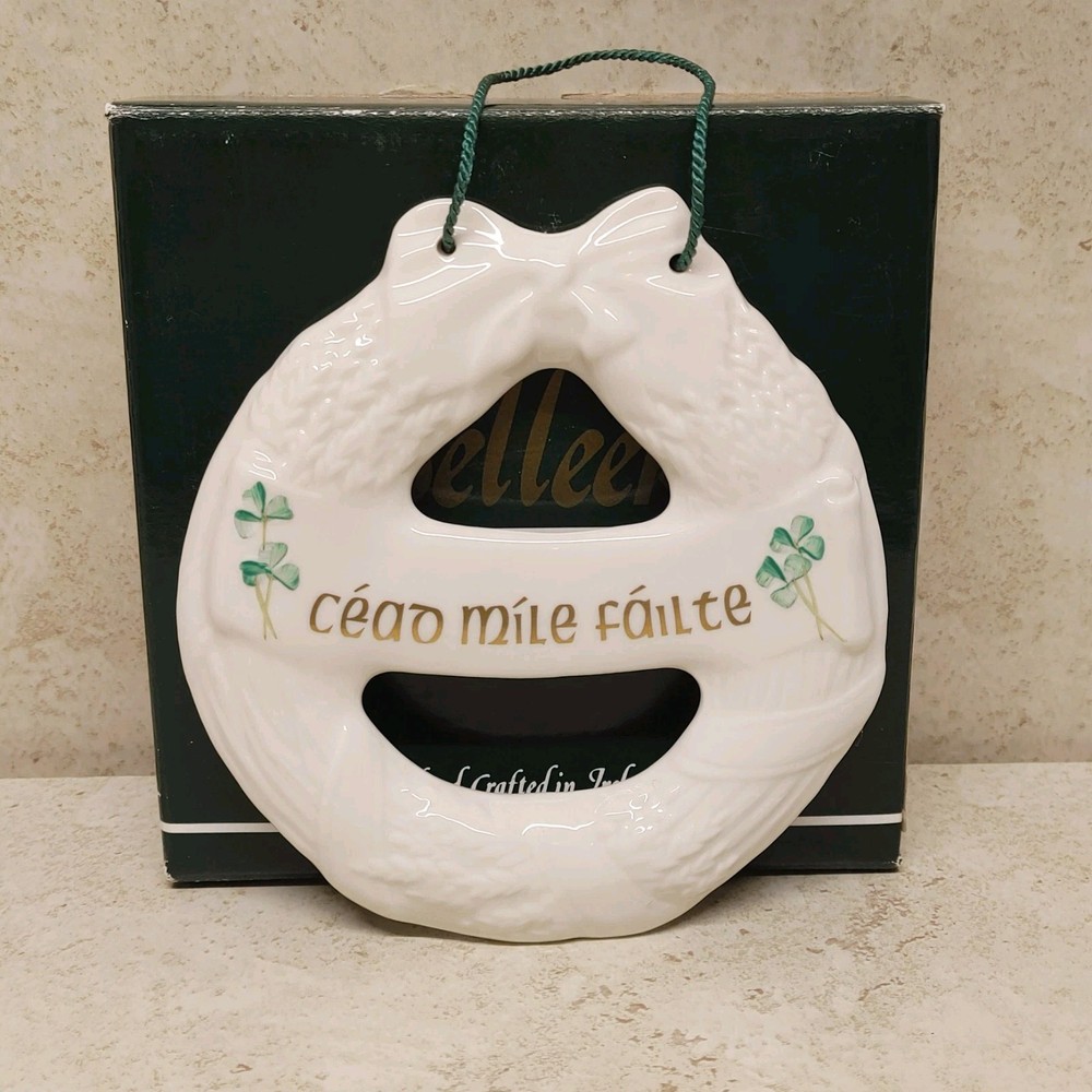 Belleek Shamrock Irish Welcome Wreath Wall Hanger Fine Parian China With Box