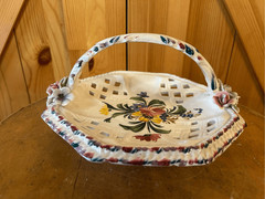 Vintage 1900-1940 Italy porcelain basket Home Decor (8469) read