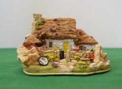 Lilliput Lane Cottages Iechyd Da. Mint in original box with a deed.
