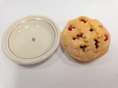 Longaberger Collector Club Miniature Pie Stand Pottery Pie Plates Faux Pies