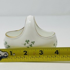 Royal Tara Fine Bone China Handled Shamrock Basket Ireland Gold Trim Trellis