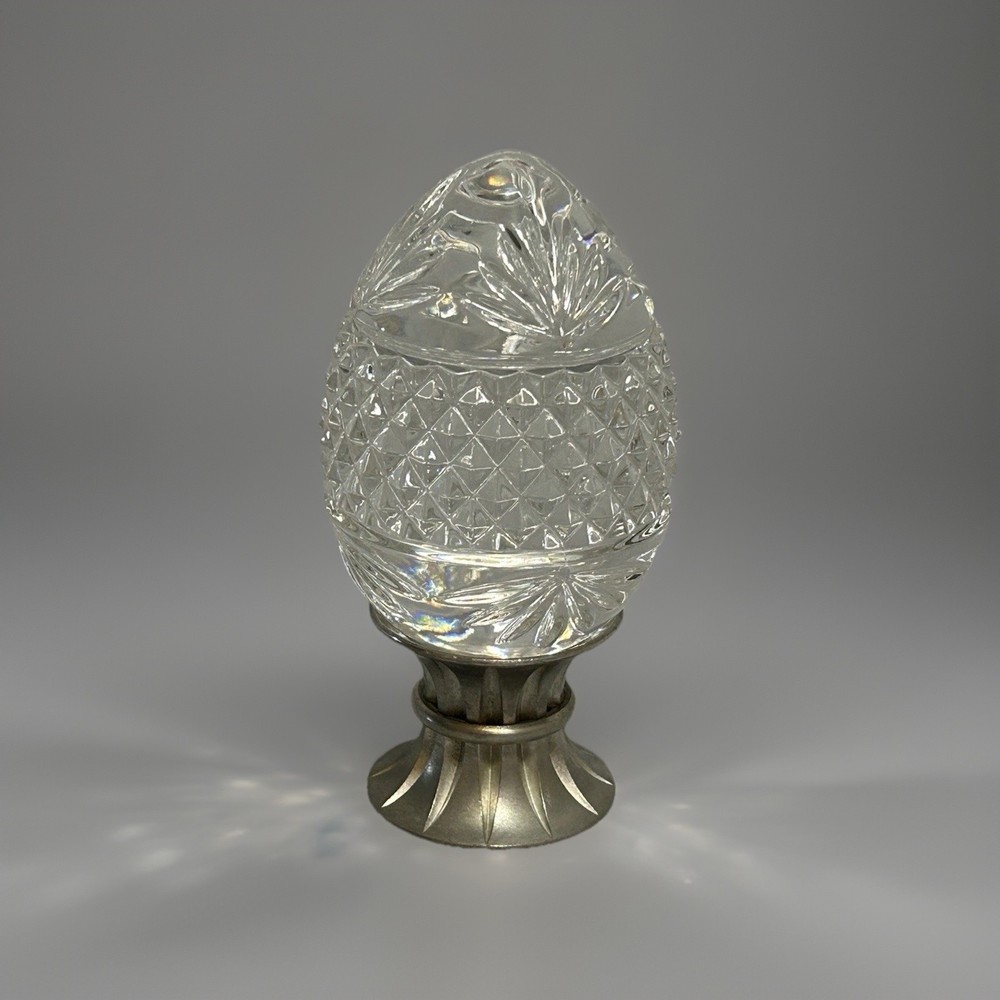 Vintage 1993 AVON Majestic 24% Lead Crystal Egg with Pewter Base