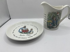 Wedgwood of Etruria Peter Rabbit 10oz Milk Jug Pitcher Child’s Plate Porcelain