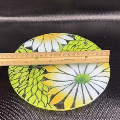 Sydenstricker Hand Made Round Dish Plate Multicolored Floral Pattern Signed 8.5”