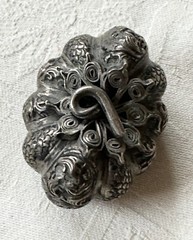 Vintage High Relief 800 Silver Ornate India Gourd Trinket Box