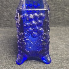 Vtg Boyd Glass Cobalt Blue Footed Playing Card/Cigarette Holder Green Glow