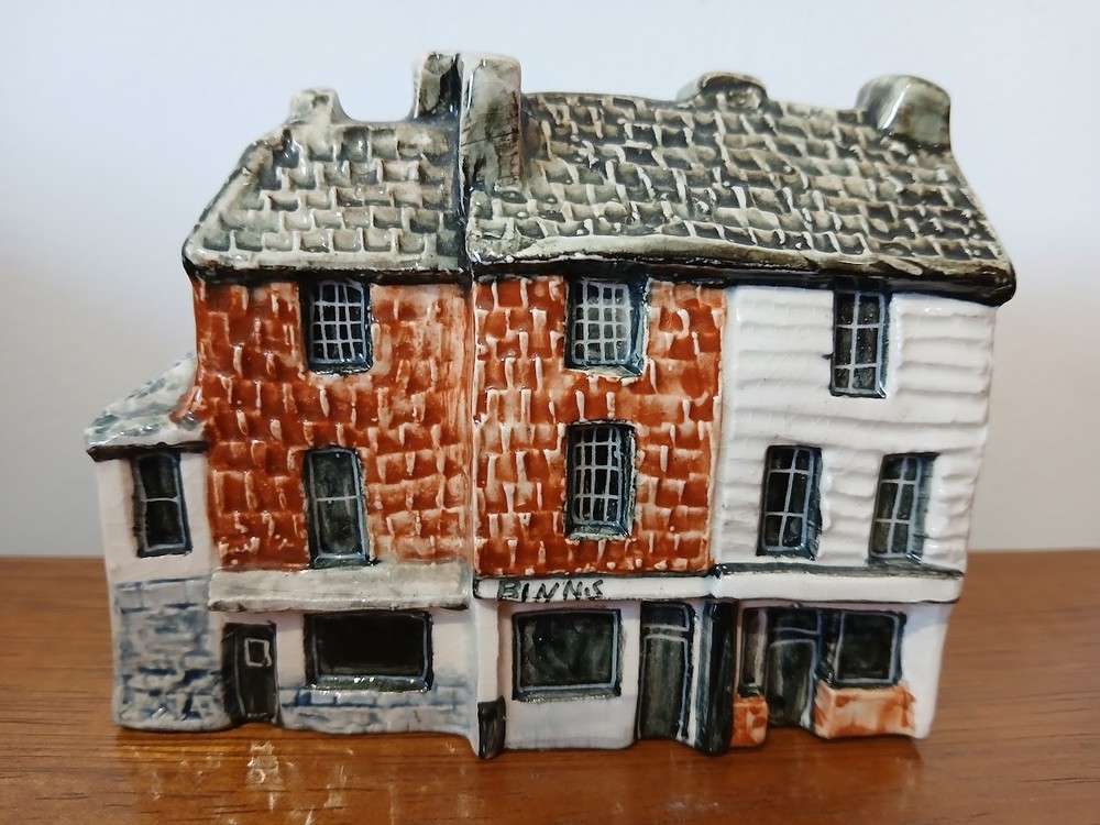Tey Pottery THE PANTILES Tunbridge Wells Britain In Miniature Handcrafted Model