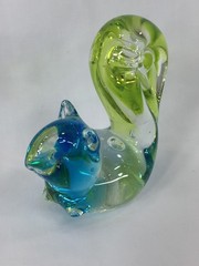 Vintage Hand Blown Art Glass Squirrel Figurine Blue Clear Green 3 1/2″ Tall