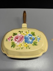 Vintage Yellow Crumb Catcher with Hand Painted Flowers by Nashco Products NY