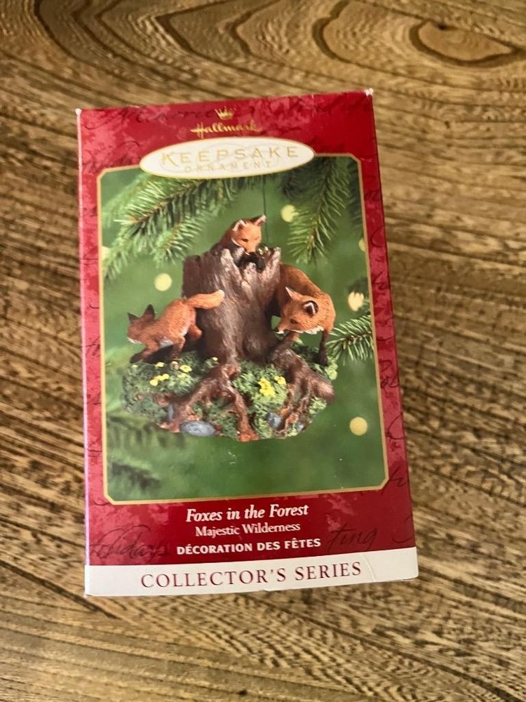 Hallmark Keepsake Ornament Foxes in the Forest Majestic Wilderness 2000 #4 4th