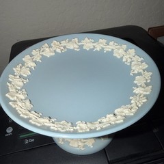 Wedgwood Jasperware Candy Dish Blue Grapevine Leaves 4 inch H