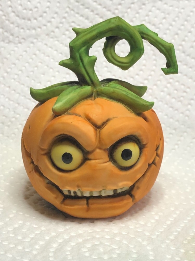 Harmony kingdom Artist Neil Eyre Designs Halloween creepy Face pumpkin Jekyll 3D