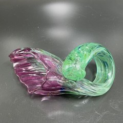 1995 Hand Blown Art Glass Amethyst Purple Flowers Set With Green Stems Signed