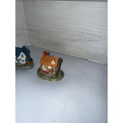 Vintage 1993 J.C. Miniature Village Houses Set of 4 Resin English Cottages