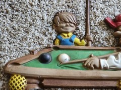 Vintage Mid Century 1971 Sexton #792 Men and Boy Shooting Pool Cast Iron