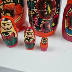 Vintage MATRYOSHKA Russian Traditional Hand Painted Wood Nesting Dolls 1960’s