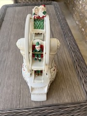 2001 Avon Vintage Porcelain Holiday Classic Wind Up Musical Ferris Wheel