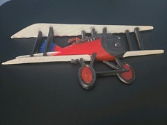 Vintage Sexton USA 1975 Cast Iron Air Plane Wall Hanging Decor Red & White 11×6