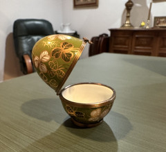 Limoges Imperial Clover Egg (limited series 151)