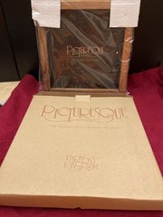Harmony Kingdom Picturesque Accessory Frame For Tile Figurines Medium Frame New