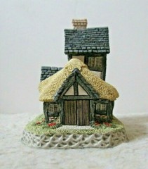 David Winter – The Cartwright’s Cottage – In excellent condition, in box.
