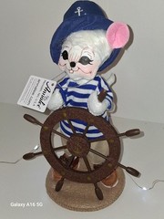 ANNALEE NEW Sailor Mouse 8″ Plush w/ Ship Wheel helm. White/Blue 2005 adorable.