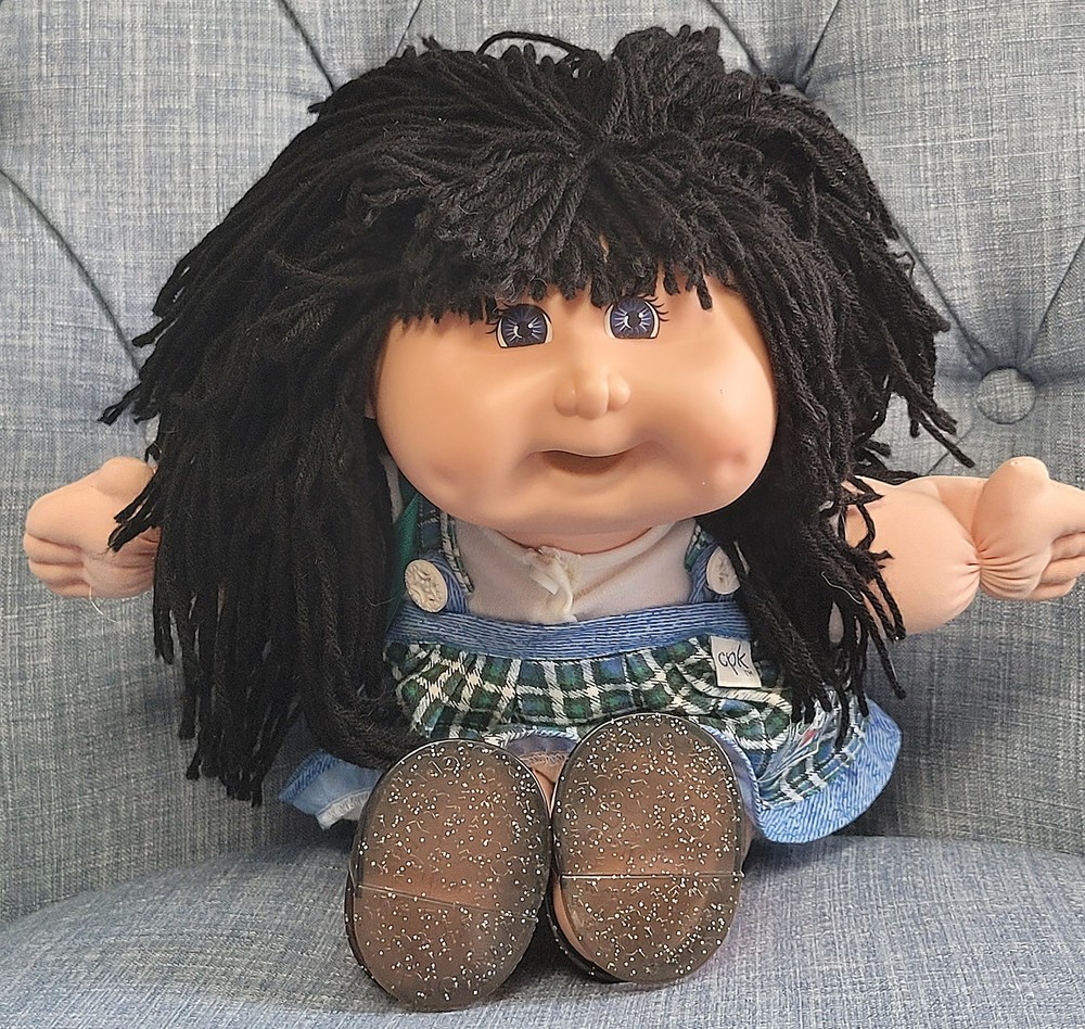 Rare Vintage Cabbage Patch Kid Signed, Collectable Only, Not Operable.(S)