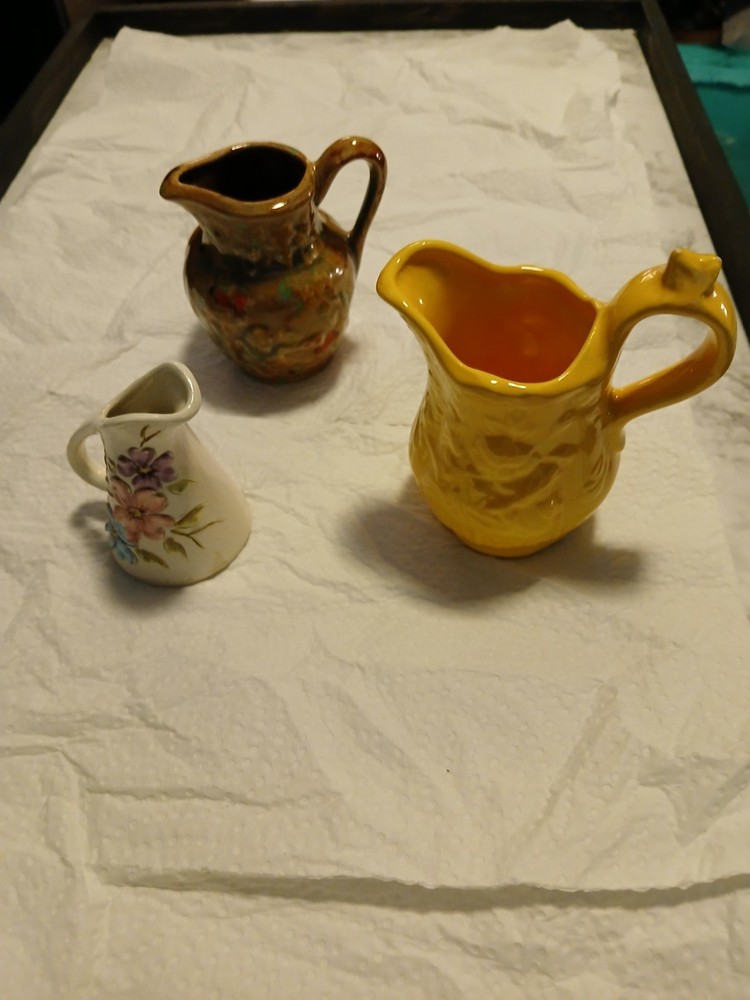 3 Decorative Collectable Mini Pitchers, Unbranded, 2.5″smallest To 4″ Tall Big