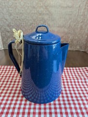 9.5″high BLUE Metal Enamaled Percolator w/SUNFLOWERS-BUTTERFLIES decals x DECOR