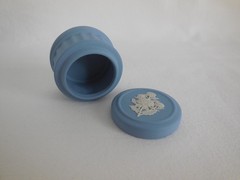 Boxed Wedgwood Blue Jasperware Waratah Flowers Floral Miniature Box