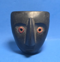 PRE-COLUMBIAN MIXTEC PYRITE STONE BIRD-FORM PENDANT 1200 AD-1500 AD