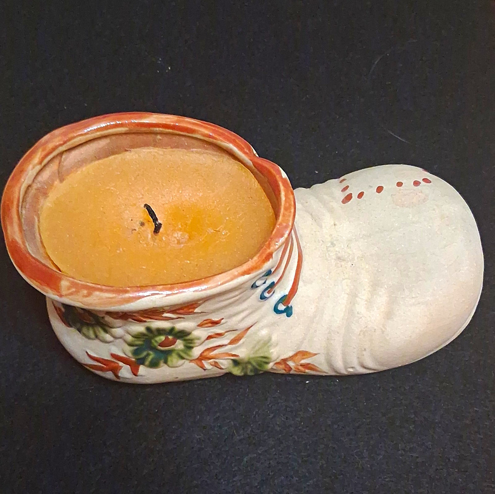 Ceramic Boot-Shaped Candle Holder, White Multicolor Floral Decoration