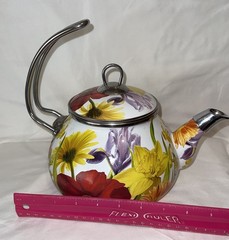 Pioneer Woman 2.3 Qt Tea Kettle Summer Garden Floral Enameled Steel Retired New